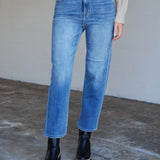 Tracy Relaxed Straight Jean