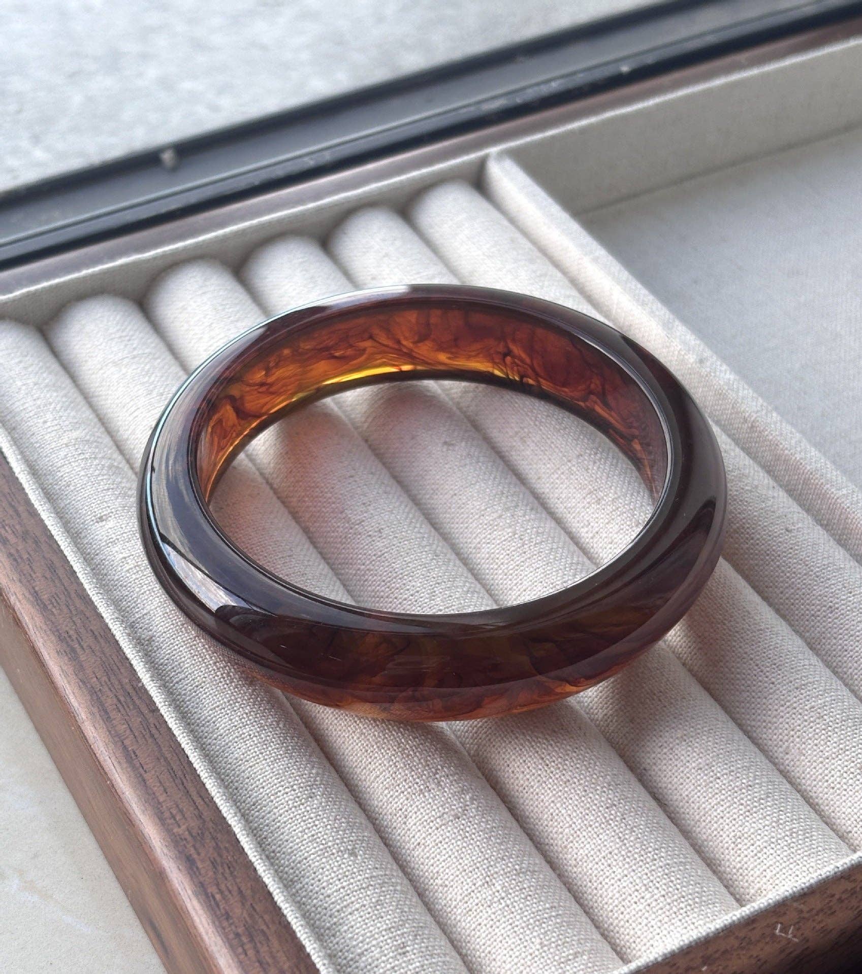 Trendy Geometric Resin Stackable Bangle Bracelet MK2PPPO6W6JBR129